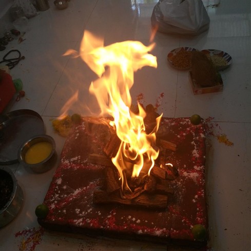 Devi-havan (1)